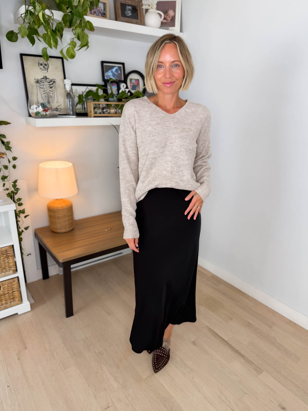 Only Camilla V-Neck Long Sleeve Pullover- PUMICE STONE