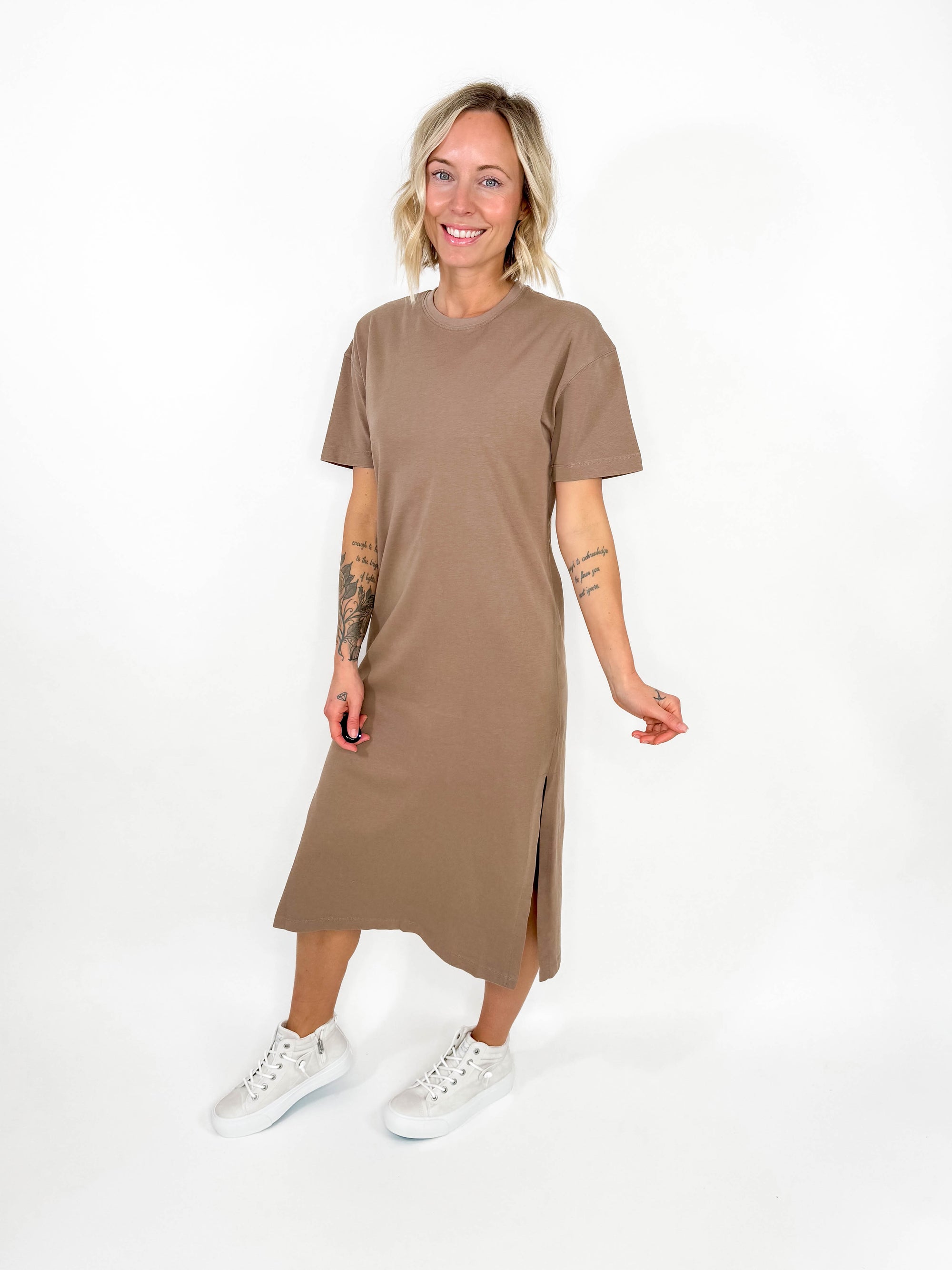 Nothing But Love Tshirt Maxi- TAUPE