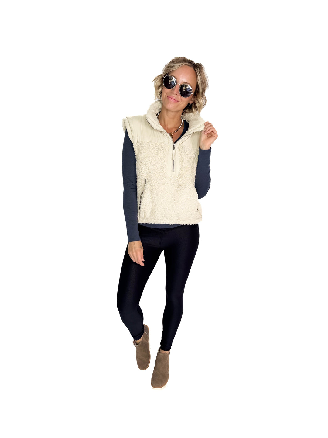 Mary Sherpa Contrast Collar Vest- ECRU