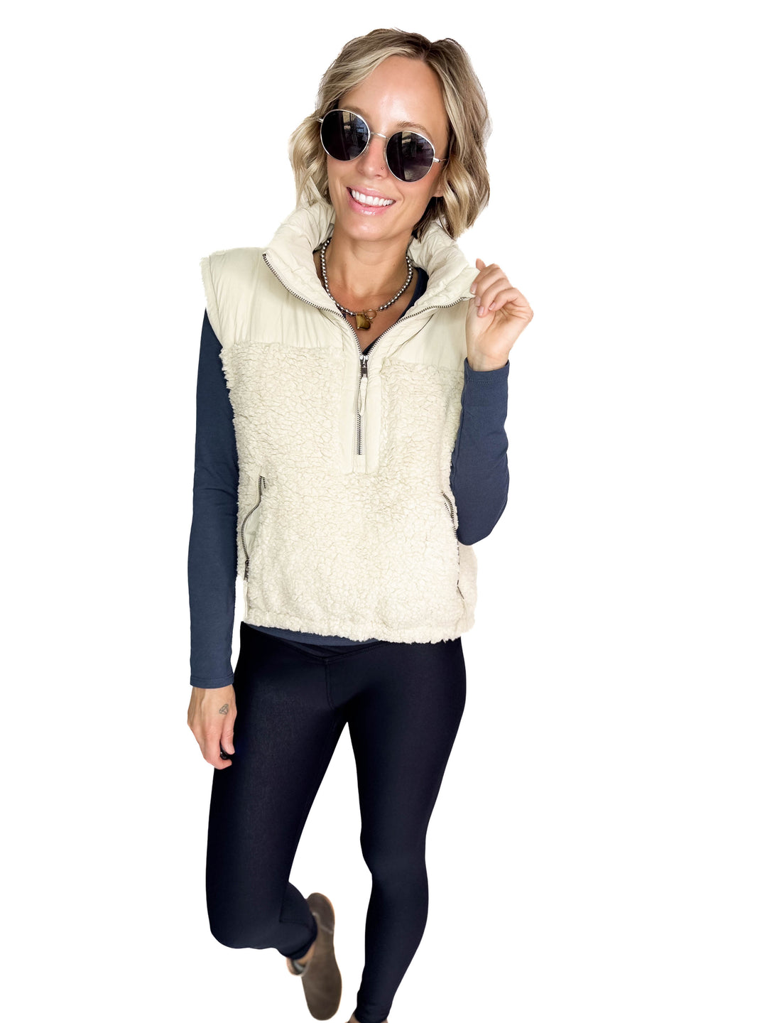 Mary Sherpa Contrast Collar Vest- ECRU