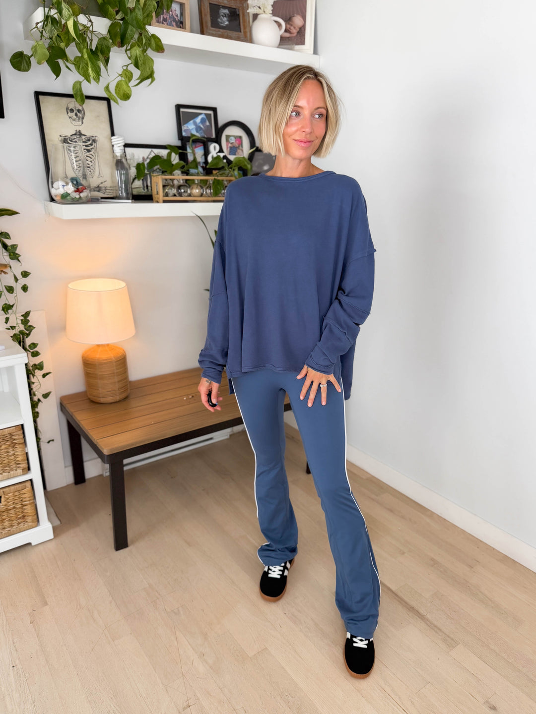 MONO B Stitch Piping Flare Legging- OCEAN