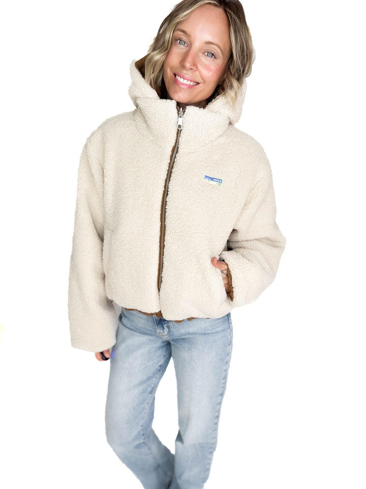 ONLY Marianna Reversible Sherpa Puffer Jacket- TOASTED COCONUT