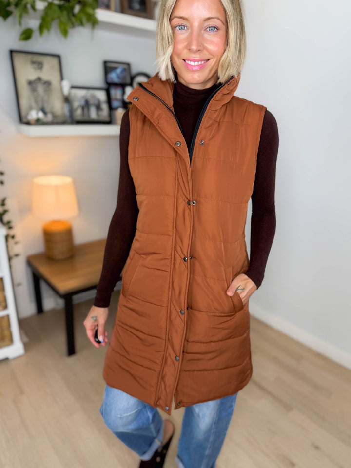 MICHELLE MAE Harlow Cling-Free Longline Vest- CINNAMON