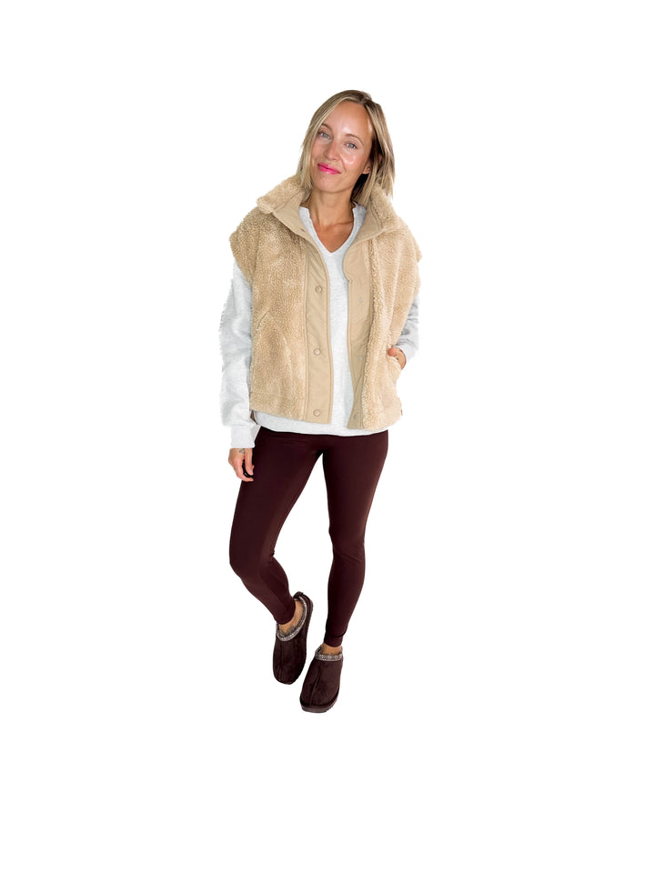 Toasty Sherpa Vest- BEIGE
