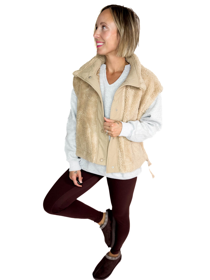 Toasty Sherpa Vest- BEIGE