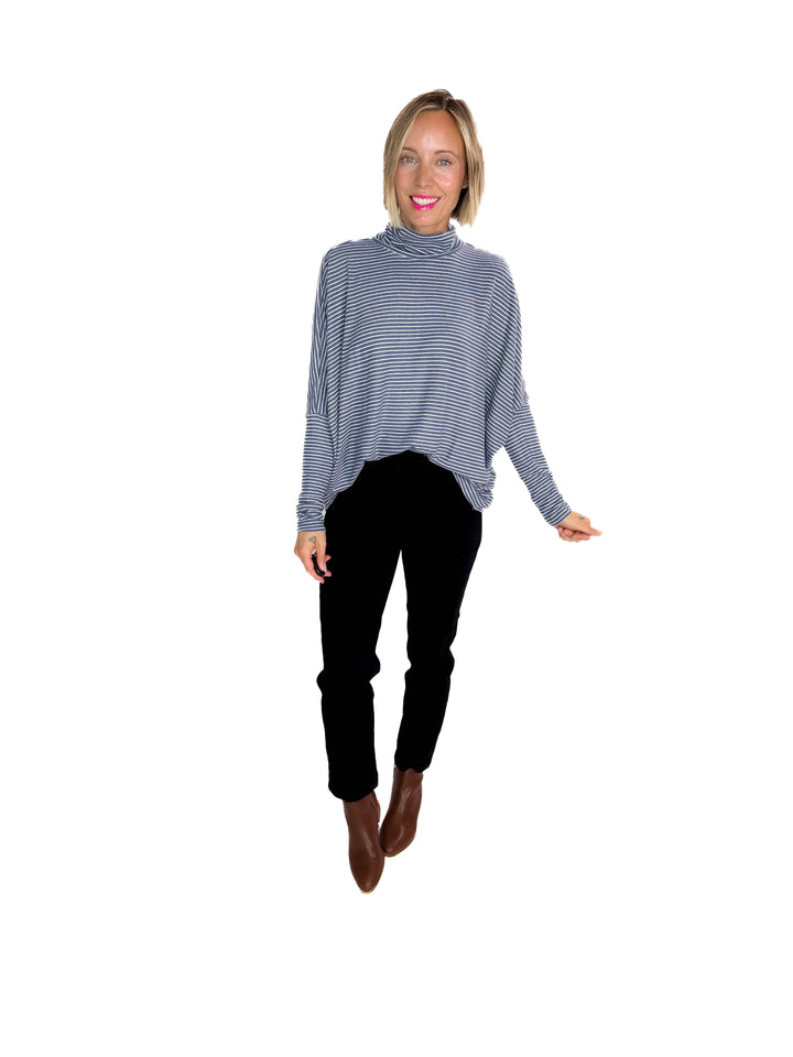 Mira Mock Neck Top- DUSTY NAVY/CREAM