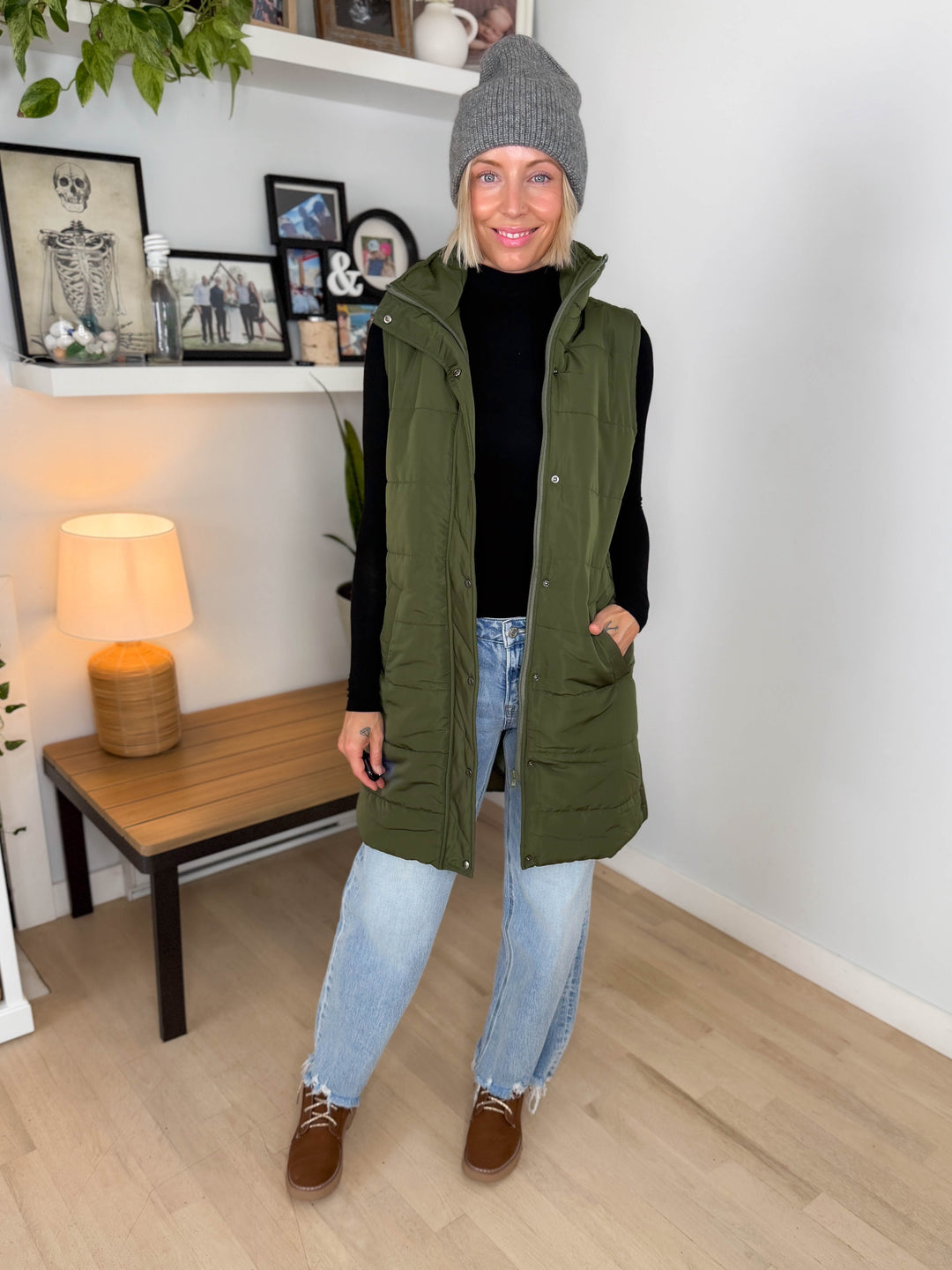 MICHELLE MAE Harlow Cling-Free Longline Vest- DARK OLIVE