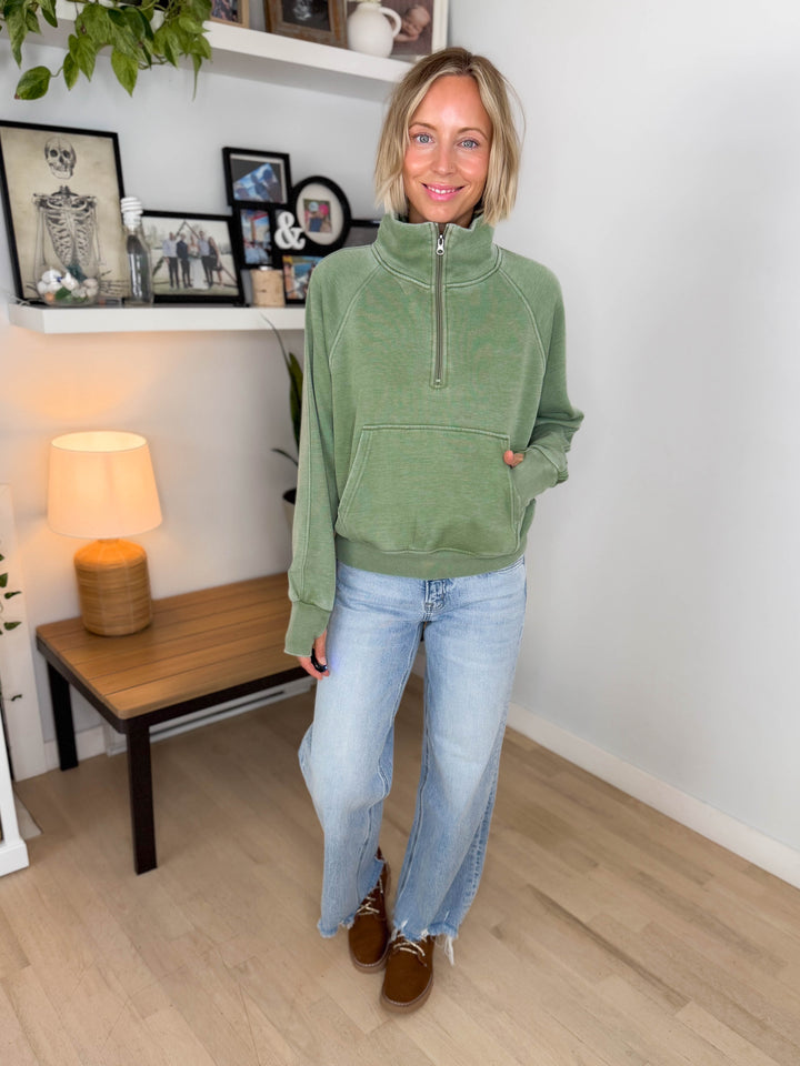 Drew Washed 1/2 Zip Sweatshirt- SAGE