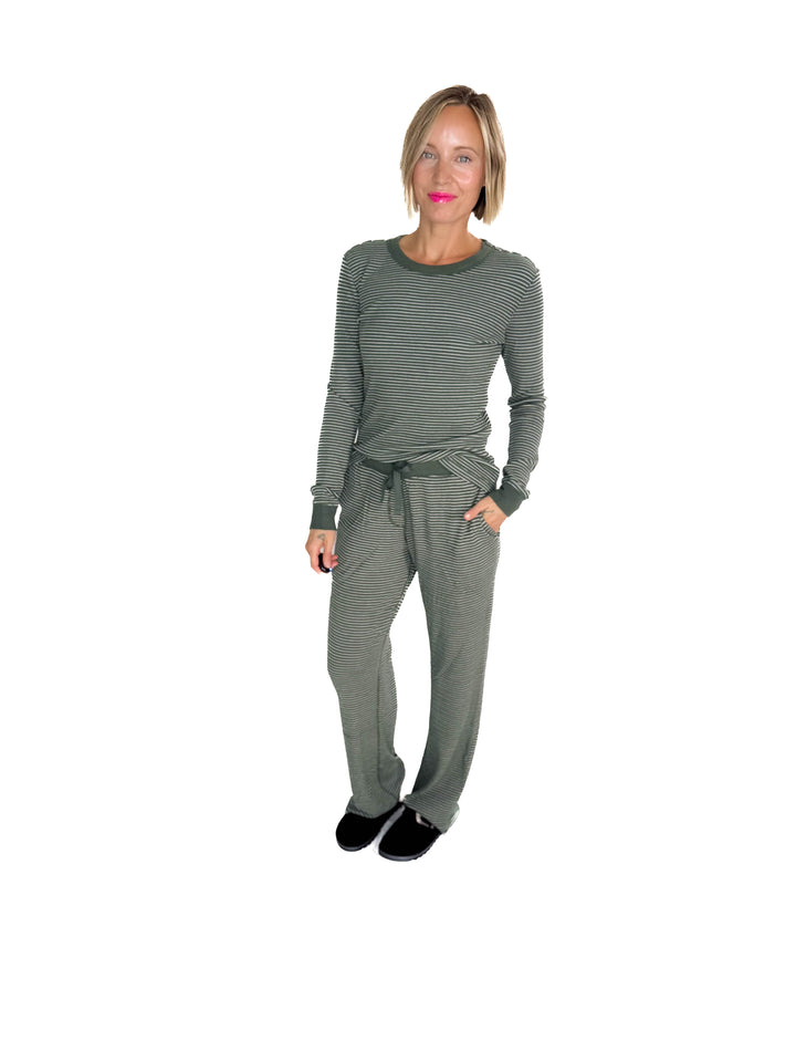 Layla Waffle Crew Neck Top- HUNTER