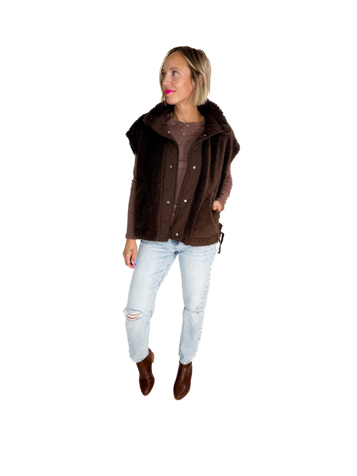 Toasty Sherpa Vest- BROWN
