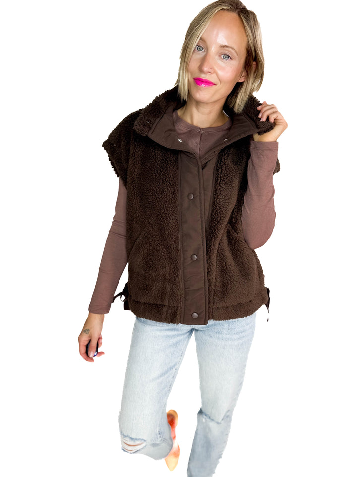 Toasty Sherpa Vest- BROWN