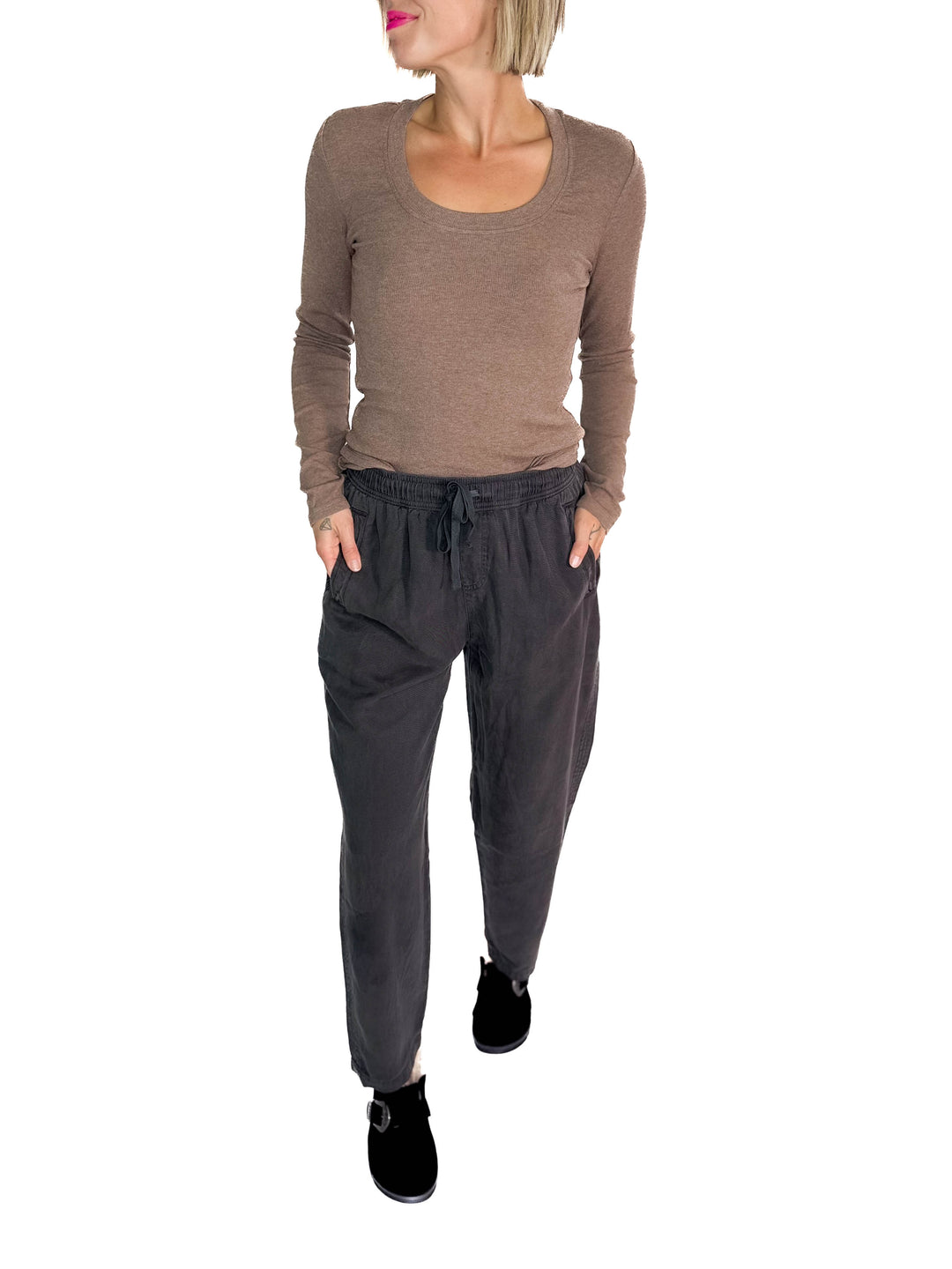 Verta Tencel Blend Tapered Pants- DARK CHARCOAL