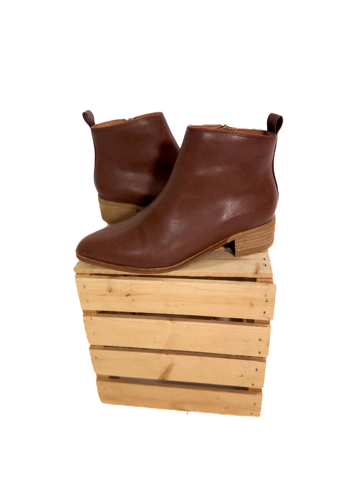 Borris Short Heel Bootie- BROWN