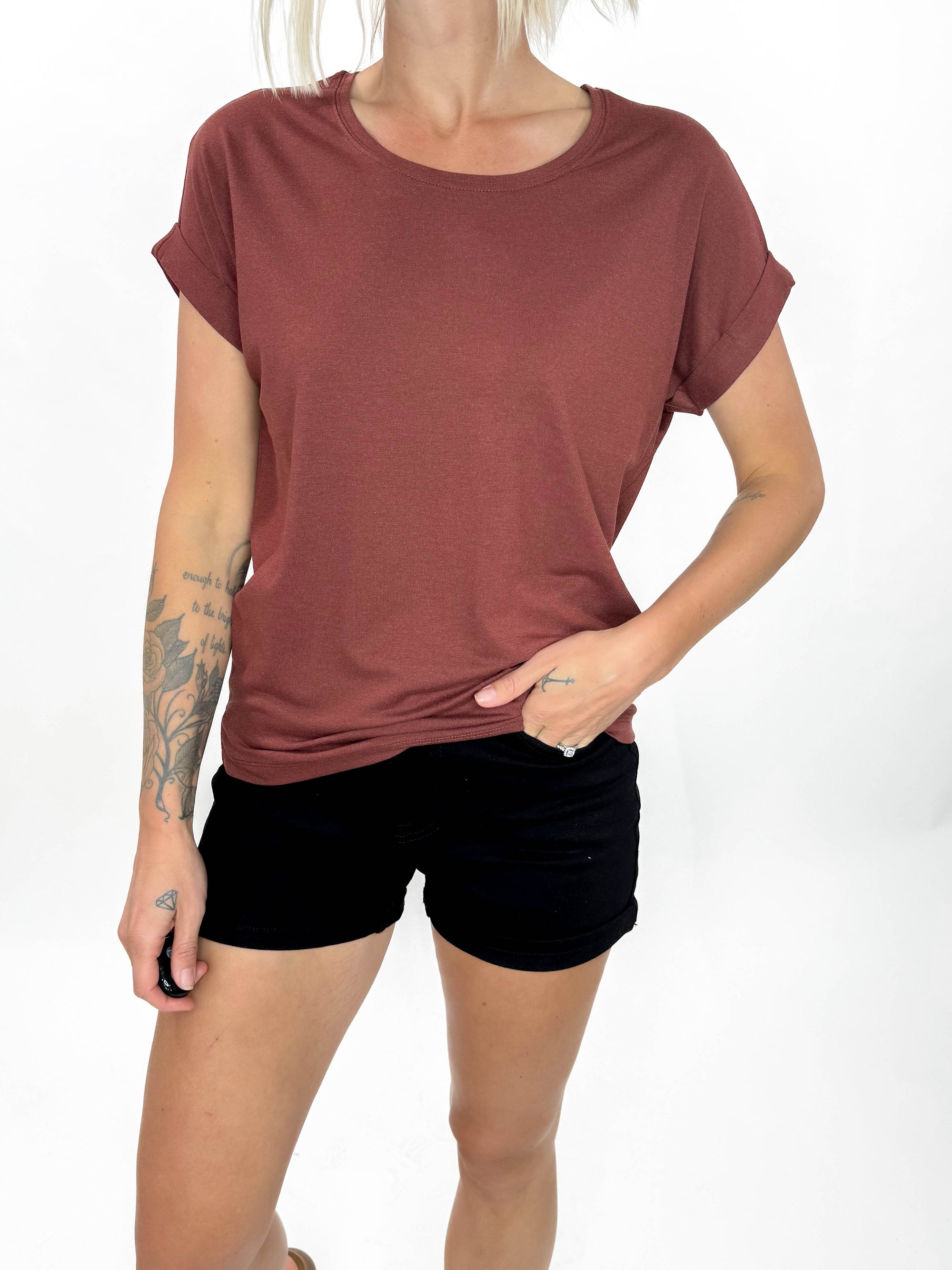 Moster O-Neck Short Sleeve- SABLE-FINAL SALE*XL*