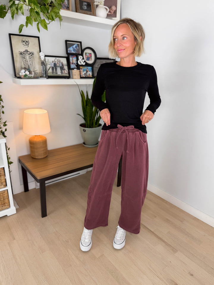 Willda Drawstring Barrel Sweats- MAROON