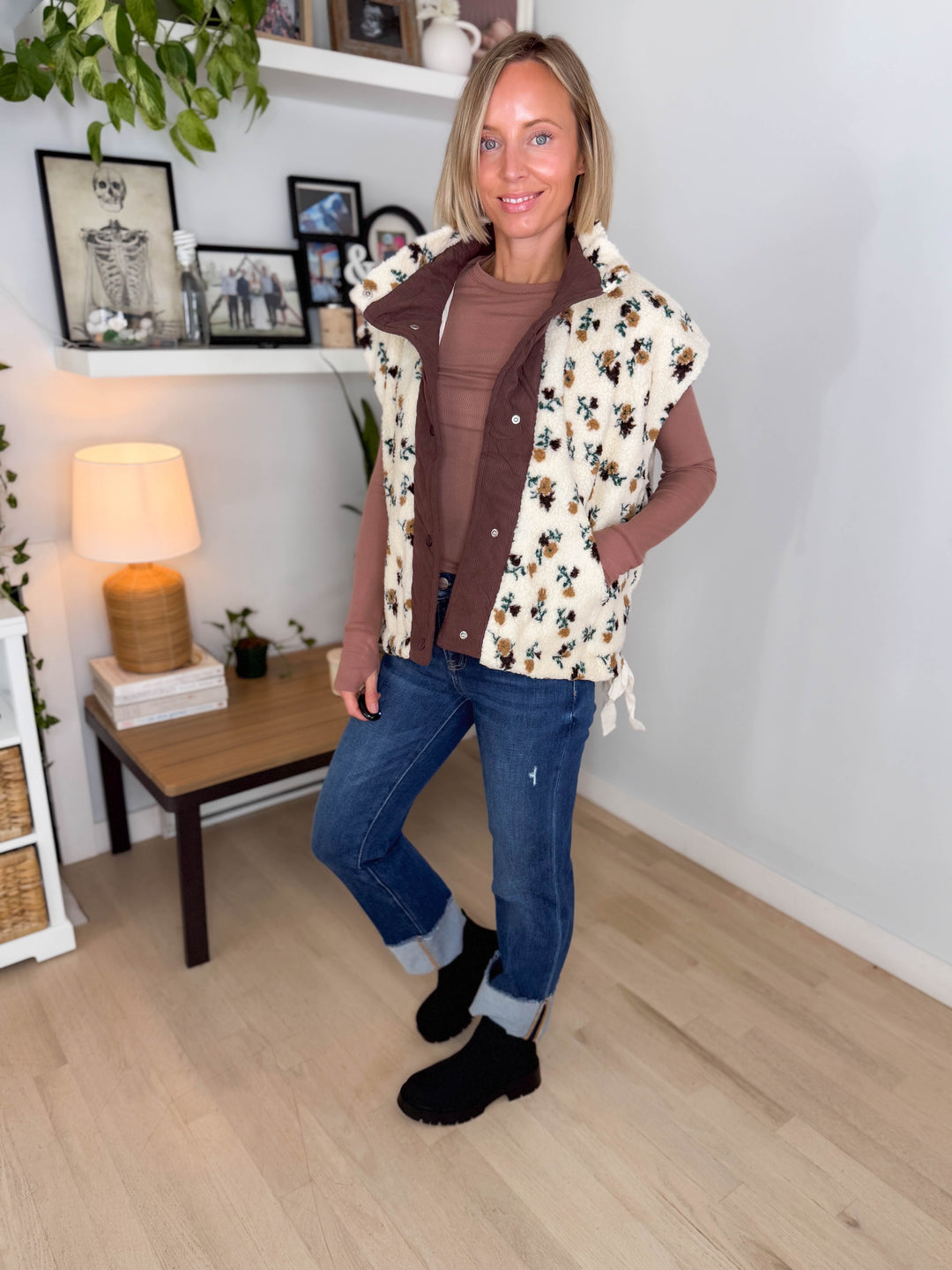 Nuzzle Floral Sherpa Vest- BROWN