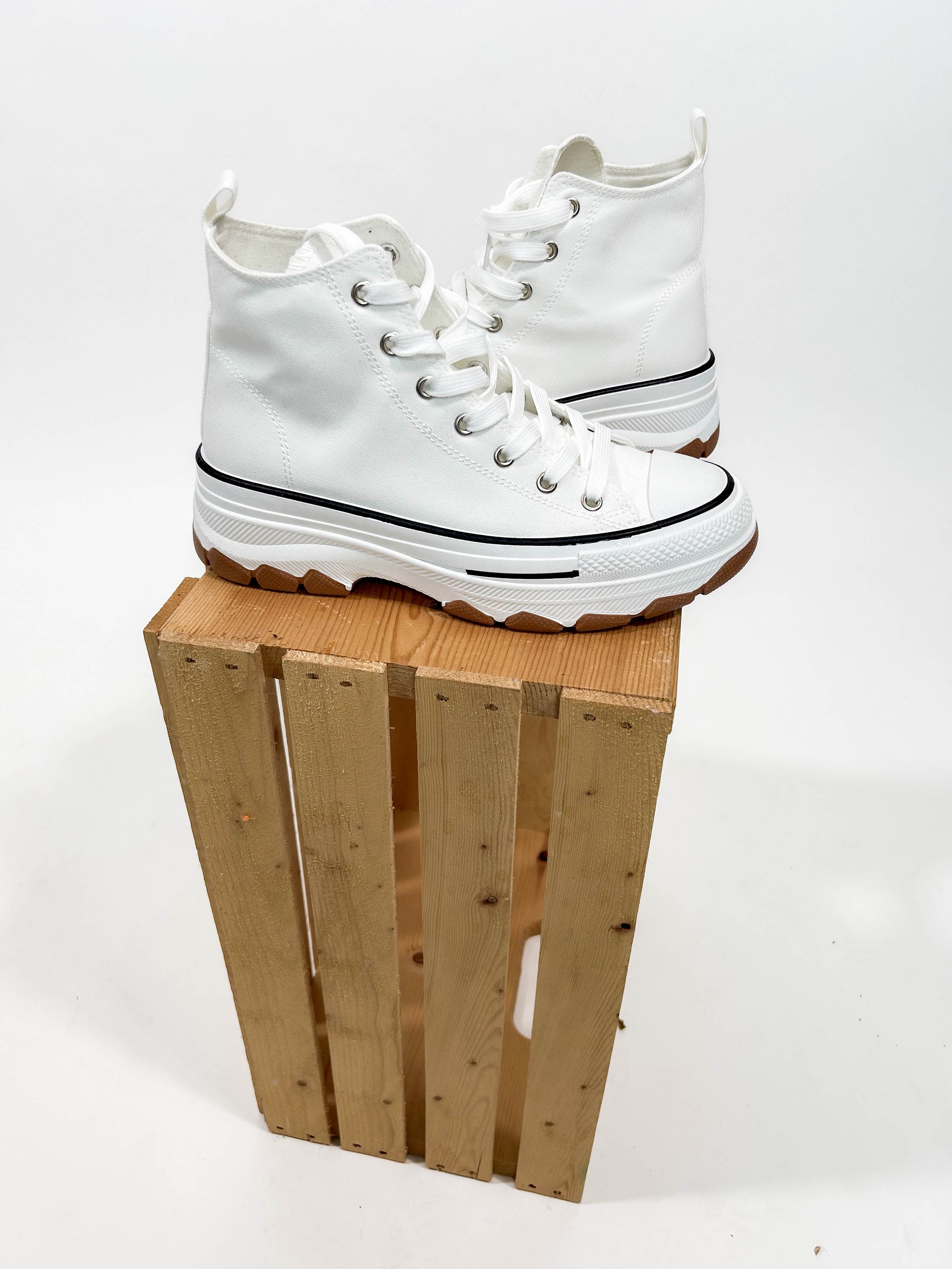 Daizy Platform Sneaker-FINAL SALE*8.5 + 10*
