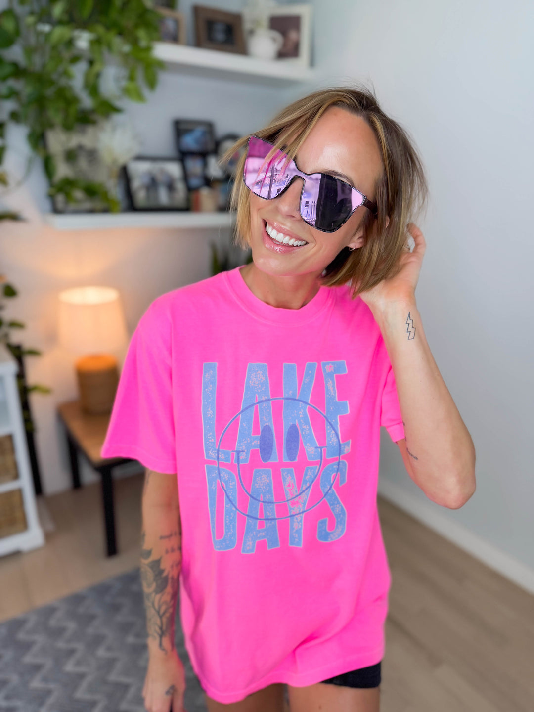 DAX Cam Large Square Sunglasses- HOT PINK