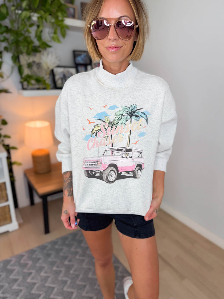 Sunset Chaser Pullover- LIGHT HTHR GREY