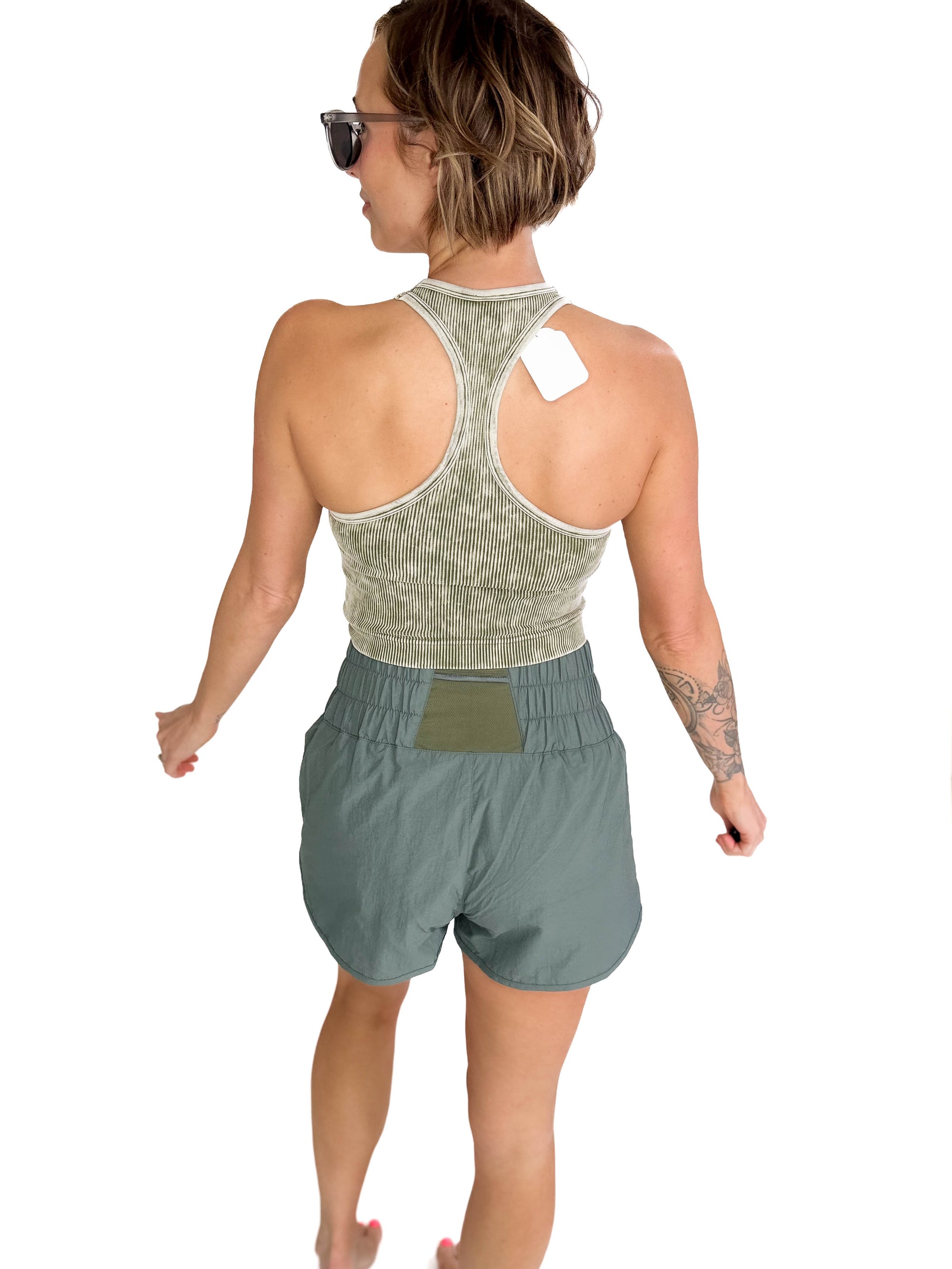 Bossy Seamless Wash Crop Tank- ASH OLIVE