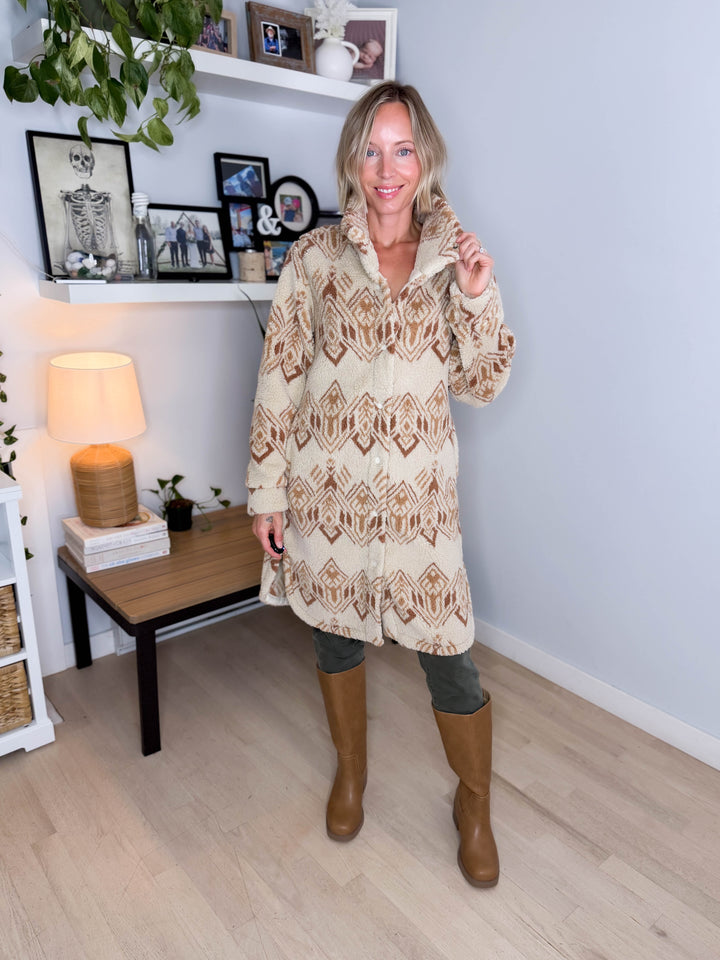 Ainsley Longline Sherpa Jacket- CREME BRULEE