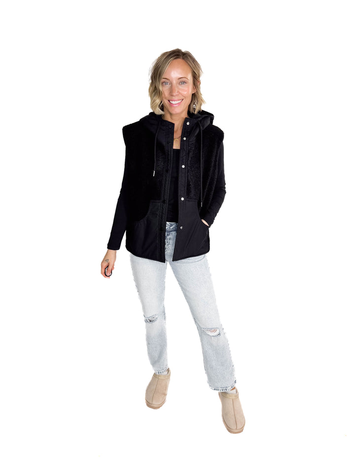 Morning Frost Sherpa Fleece Vest- BLACK