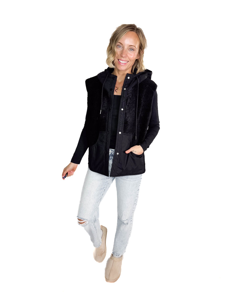 Morning Frost Sherpa Fleece Vest- BLACK