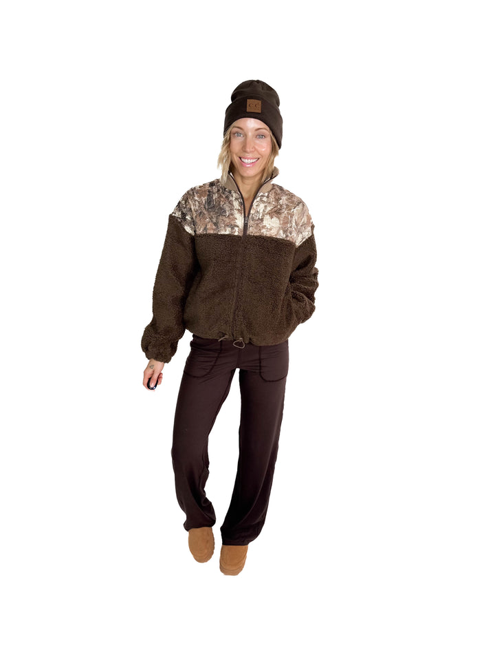 Wilder Camo Sherpa Pullover