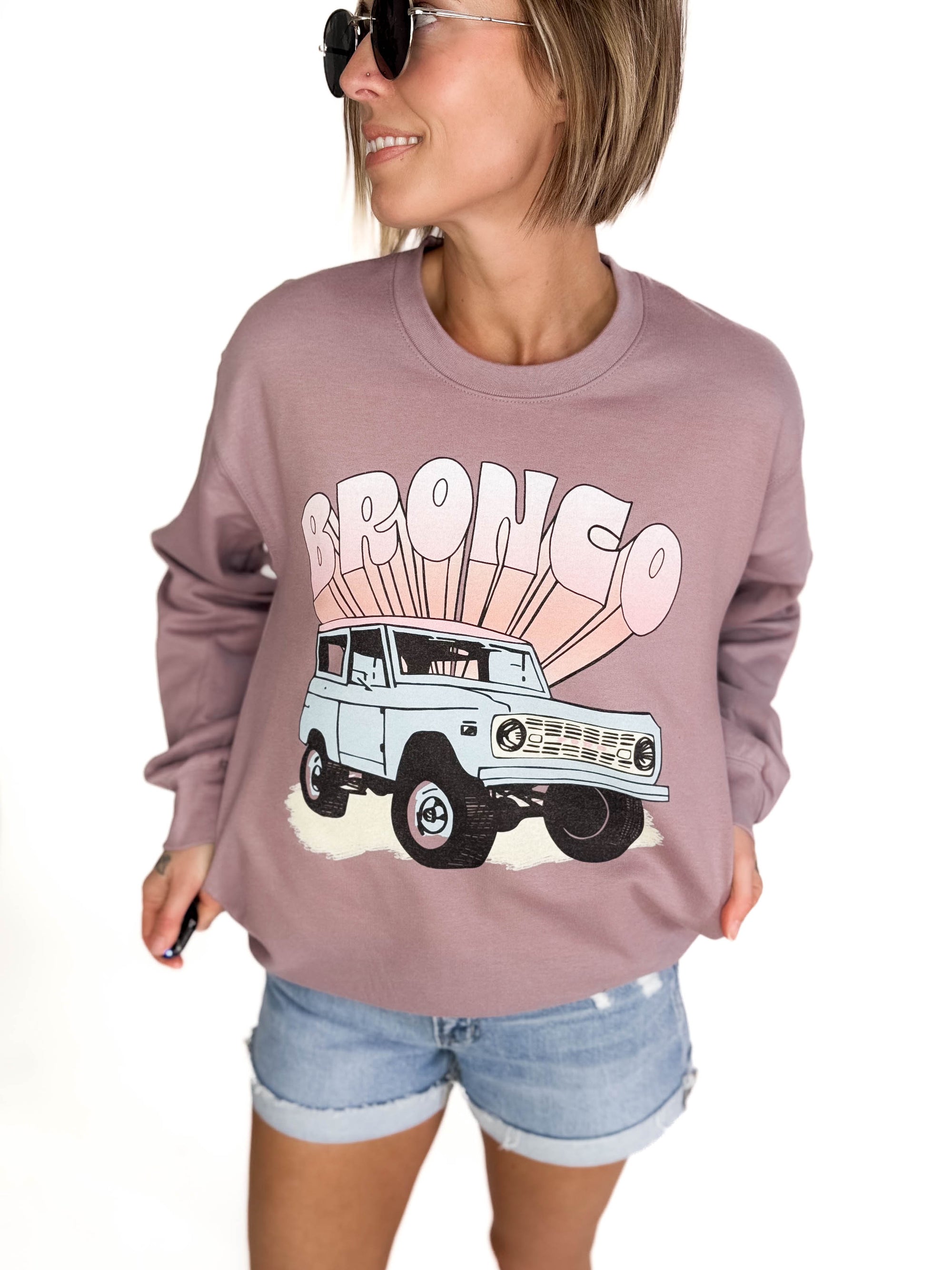 Vintage Bronco Graphic Crewneck- VINTAGE MAUVE