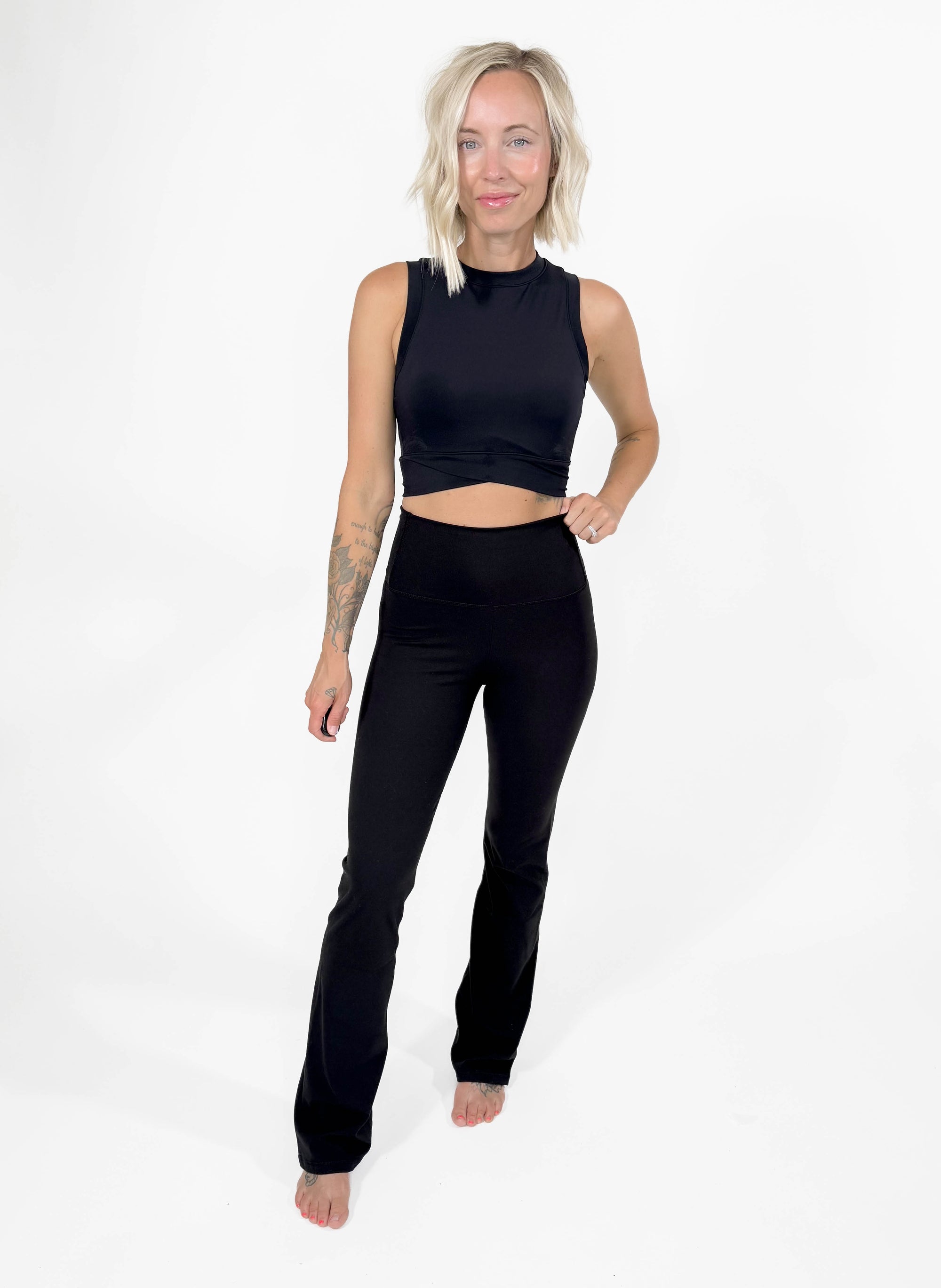 MONO B Venice Active Top- BLACK