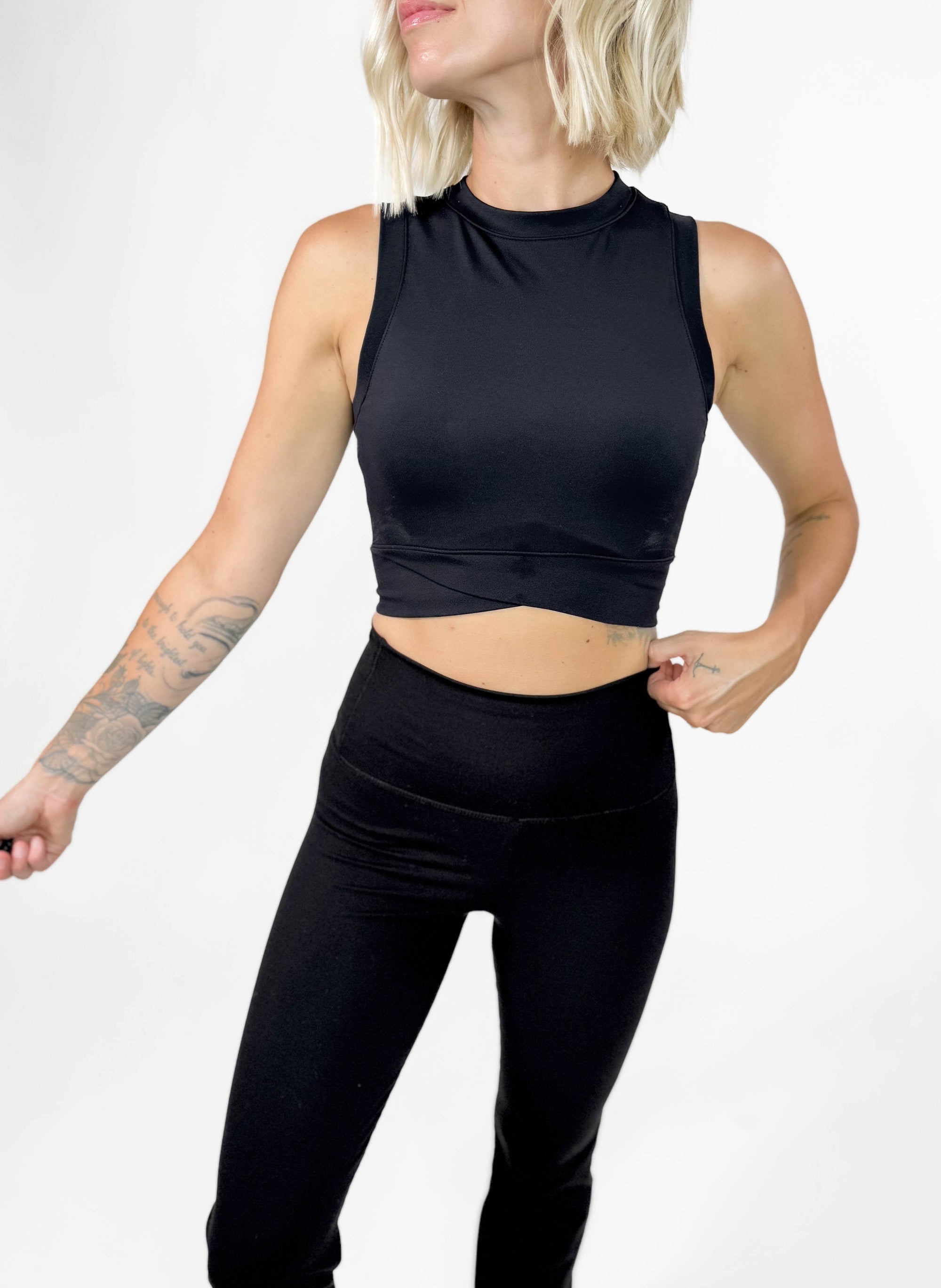 MONO B Venice Active Top- BLACK