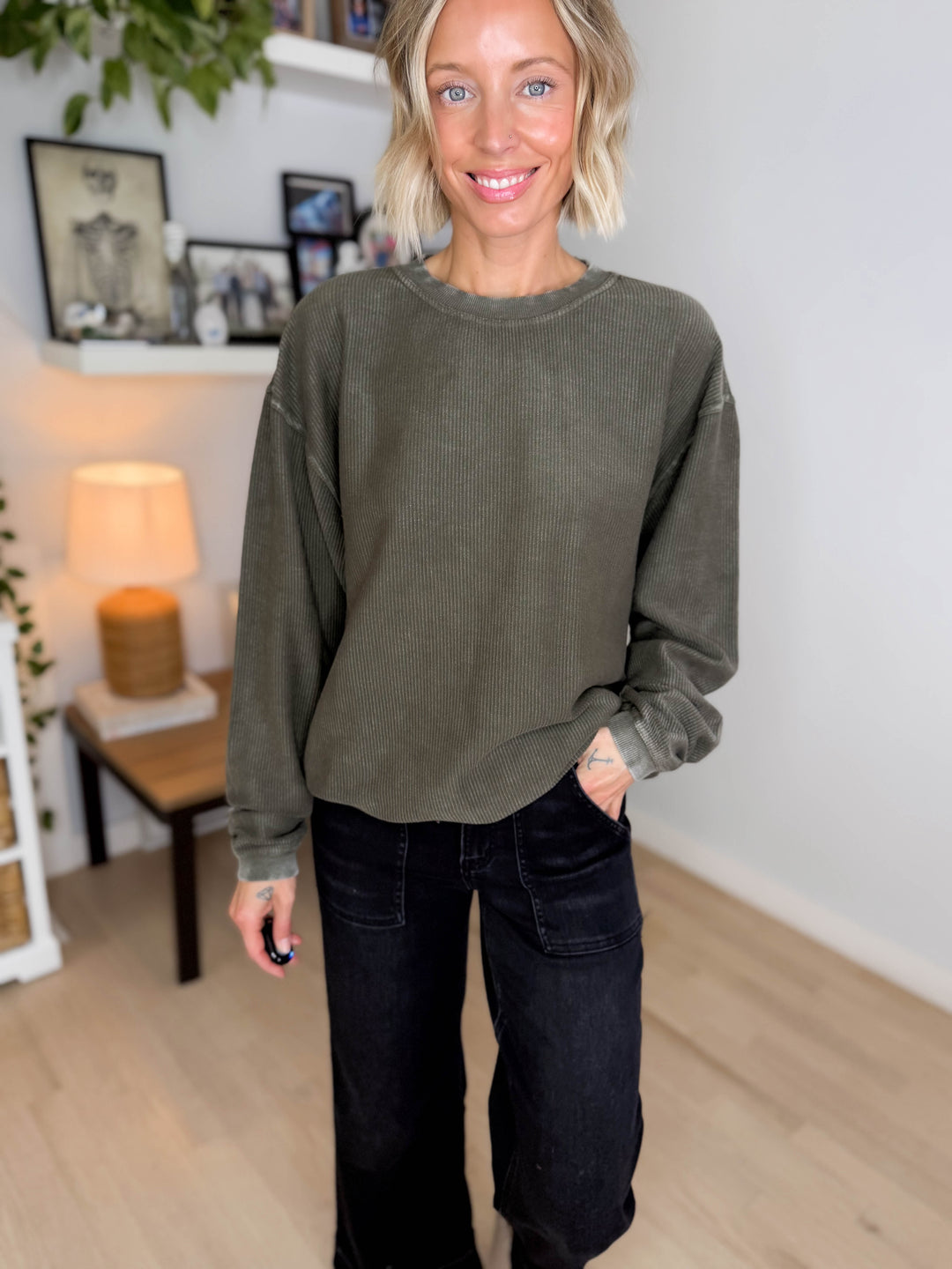Aven Essential Corded Crew Neck Top- HUNTER OLIVE