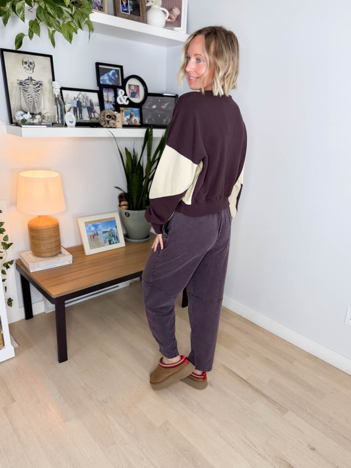Mono B Tundra Vintage Crop Colour Block Sweatshirt- COFFEE BEAN/BONE