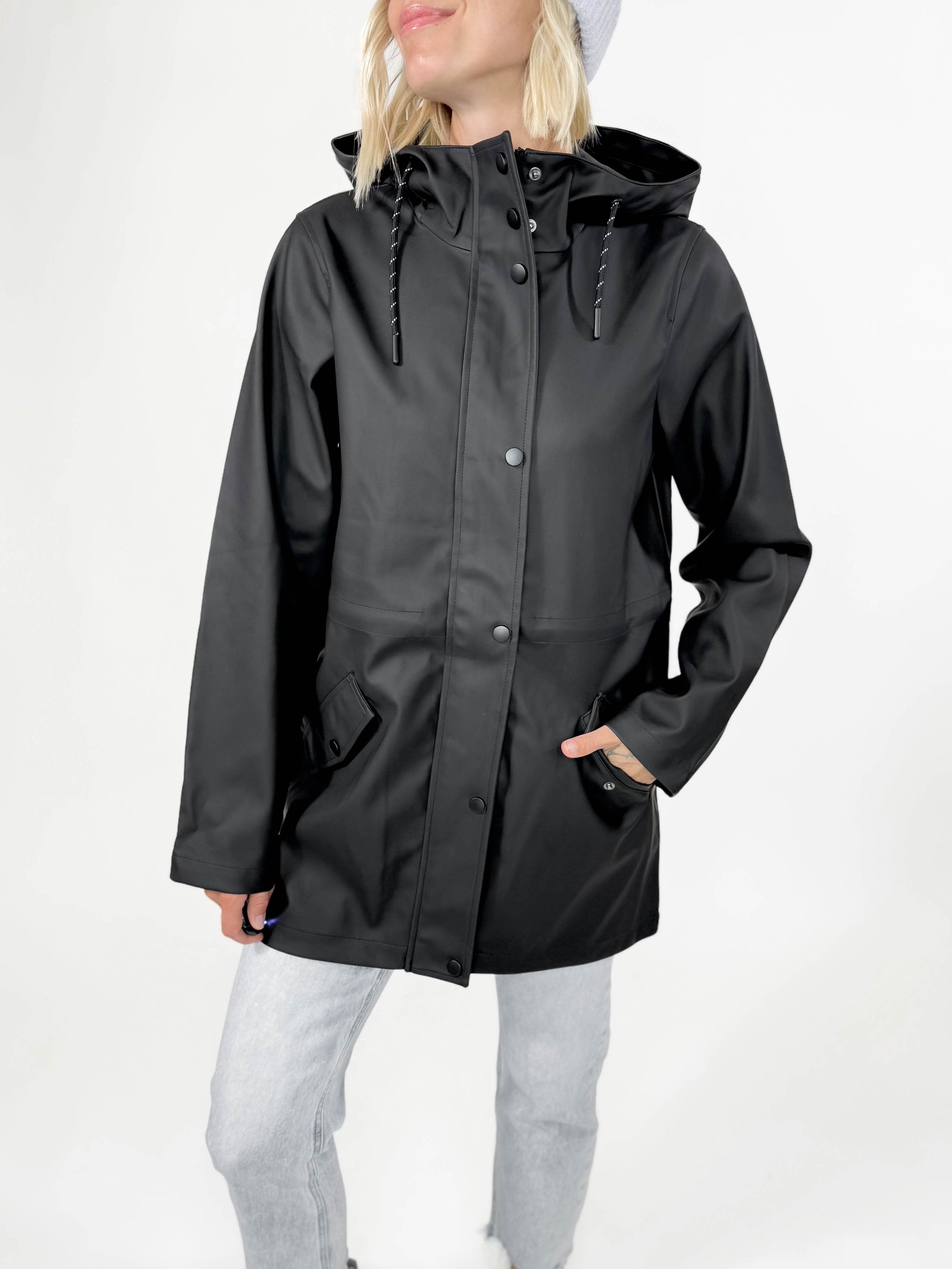 VERO MODA Sitka Rain Jacket- BLACK