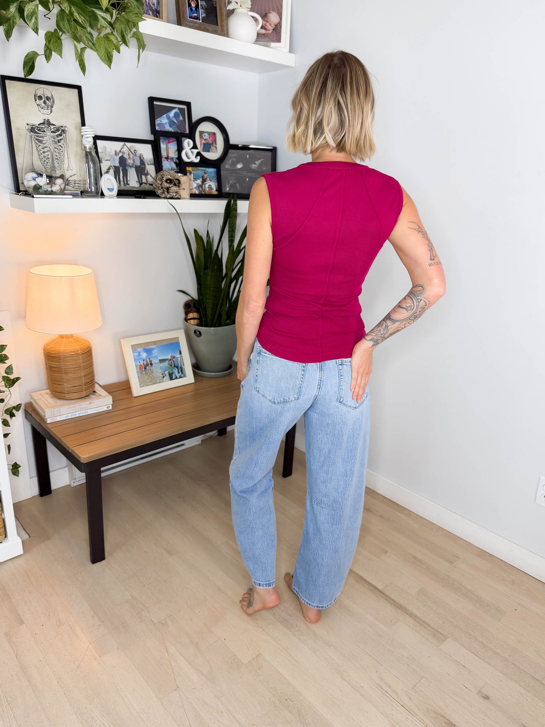 Vervet Gretta High Rise Barrel Jeans- LIGHT WASH