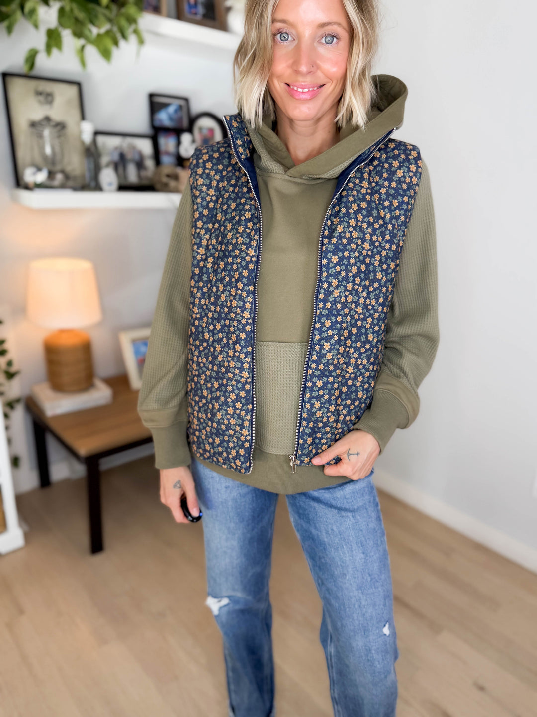 Hickory Zip Up Floral Print Corduroy Vest- NAVY/GOLD