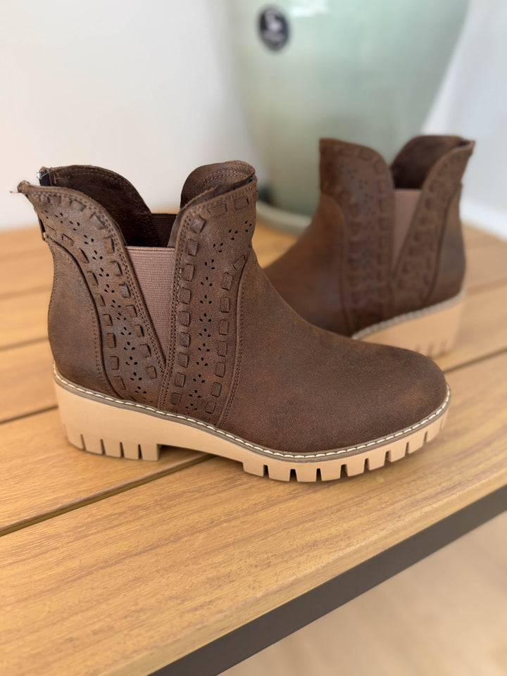 Aryana Boot- CHOCOLATE