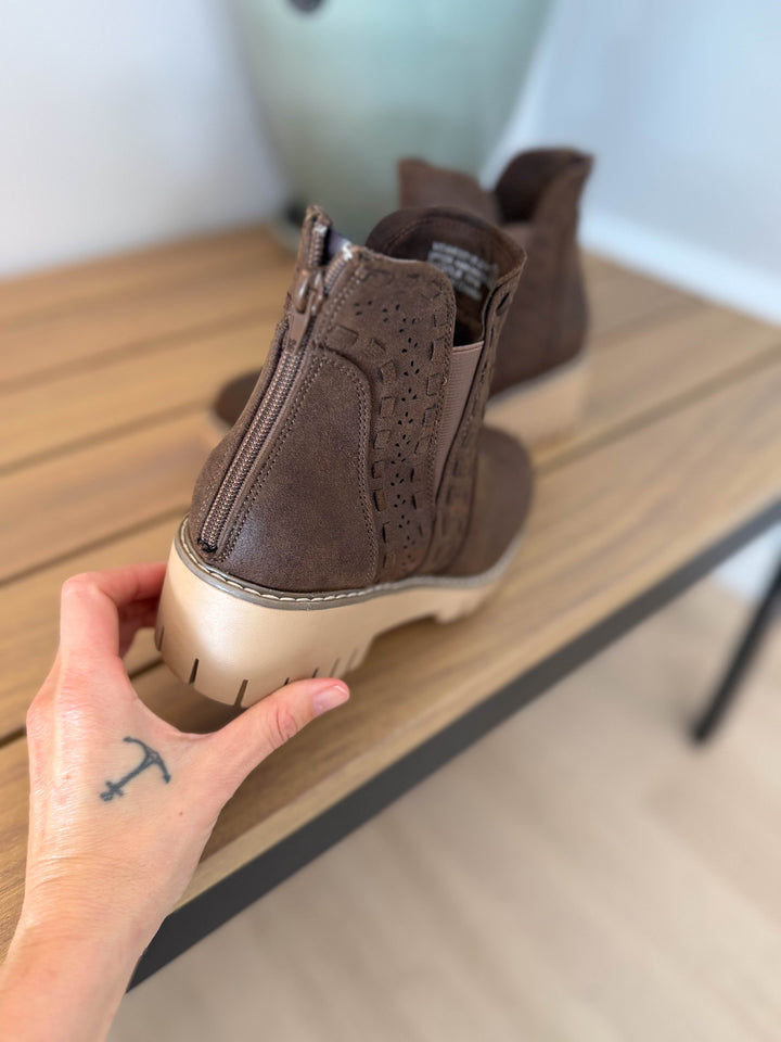 Aryana Boot- CHOCOLATE