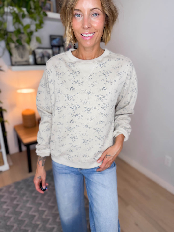 Petal Vintage Ditsy Floral Print Crewneck- OATMEAL