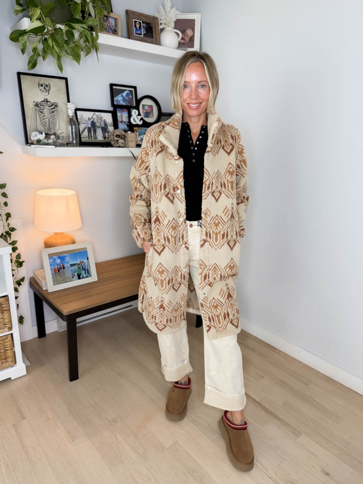 Ainsley Longline Sherpa Jacket- CREME BRULEE