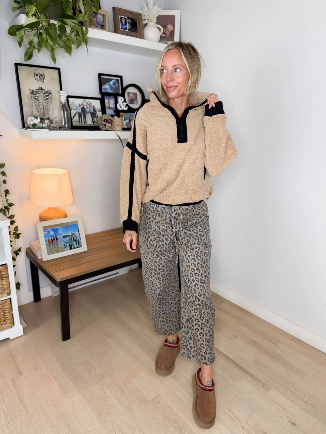Justina Half Zip Sherpa Fleece Pullover- TAN/BLACK