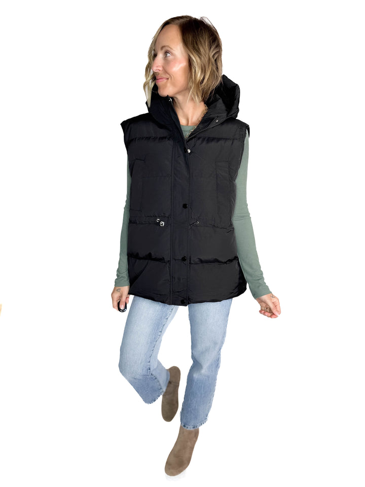 Canyon Hooded Puffer Vest- BLACK
