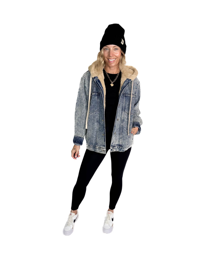 Vail Faux Fur Hooded Denim Jacket- LIGHT WASH