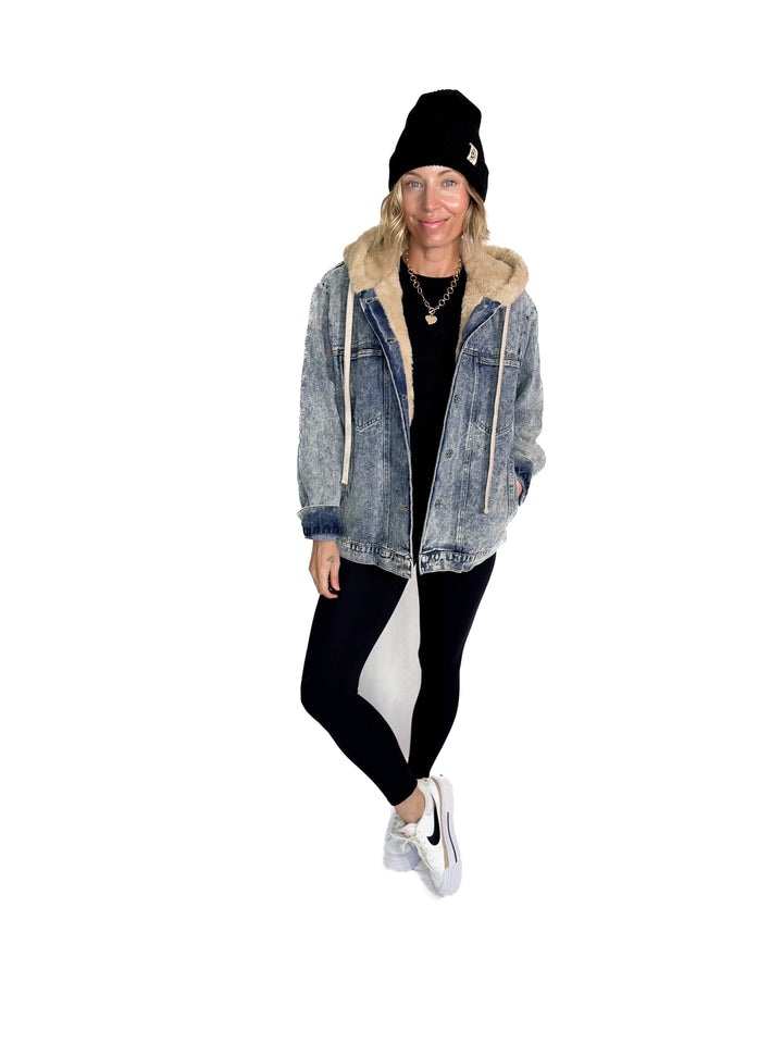 Vail Faux Fur Hooded Denim Jacket- LIGHT WASH