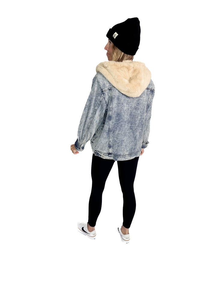 Vail Faux Fur Hooded Denim Jacket- LIGHT WASH