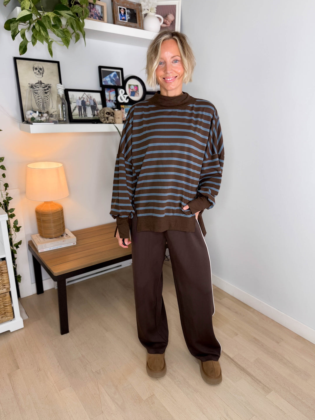Juniper Mock Neck Stripe Pullover- BROWN/DEEP BLUE