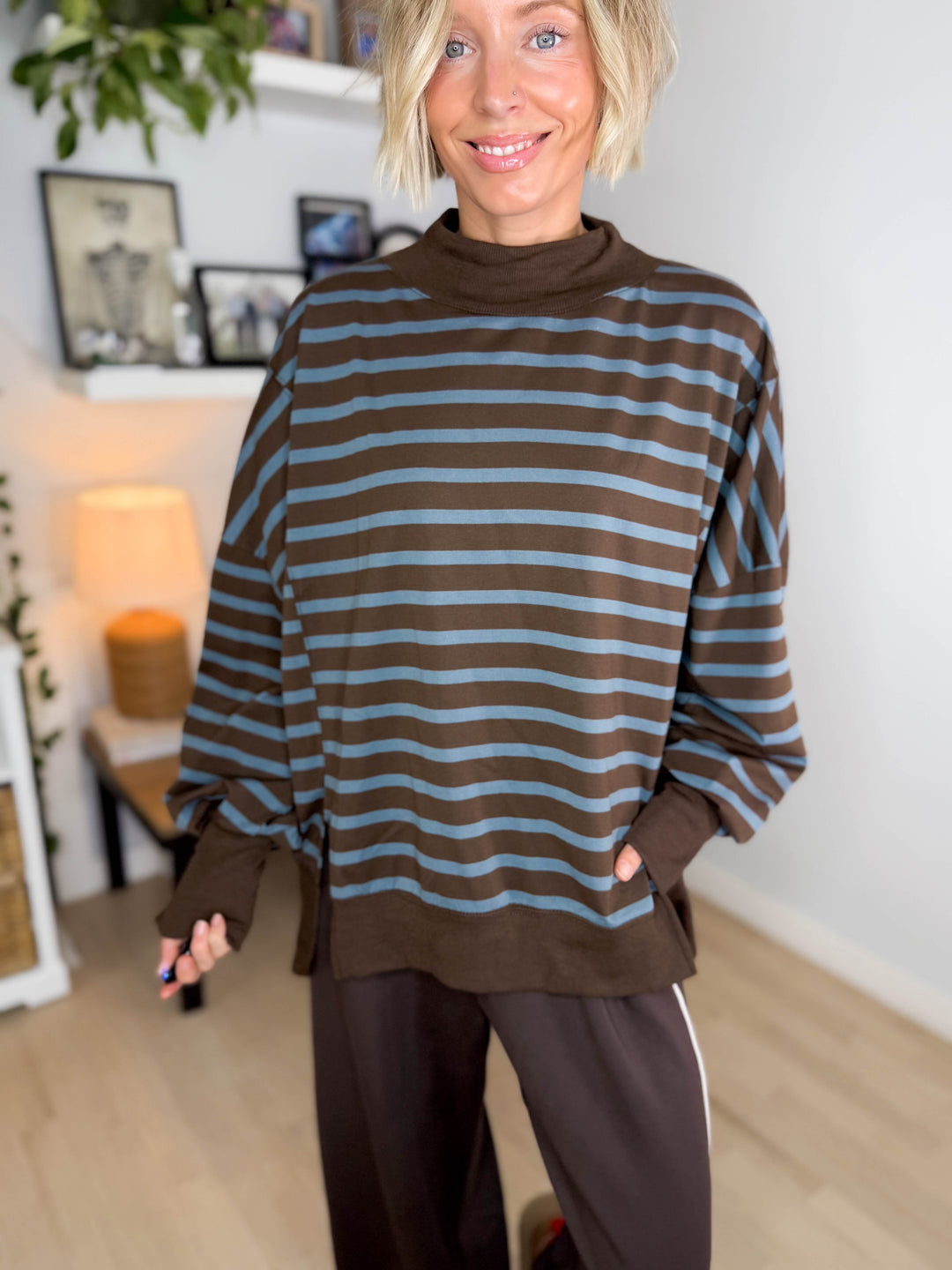 Juniper Mock Neck Stripe Pullover- BROWN/DEEP BLUE