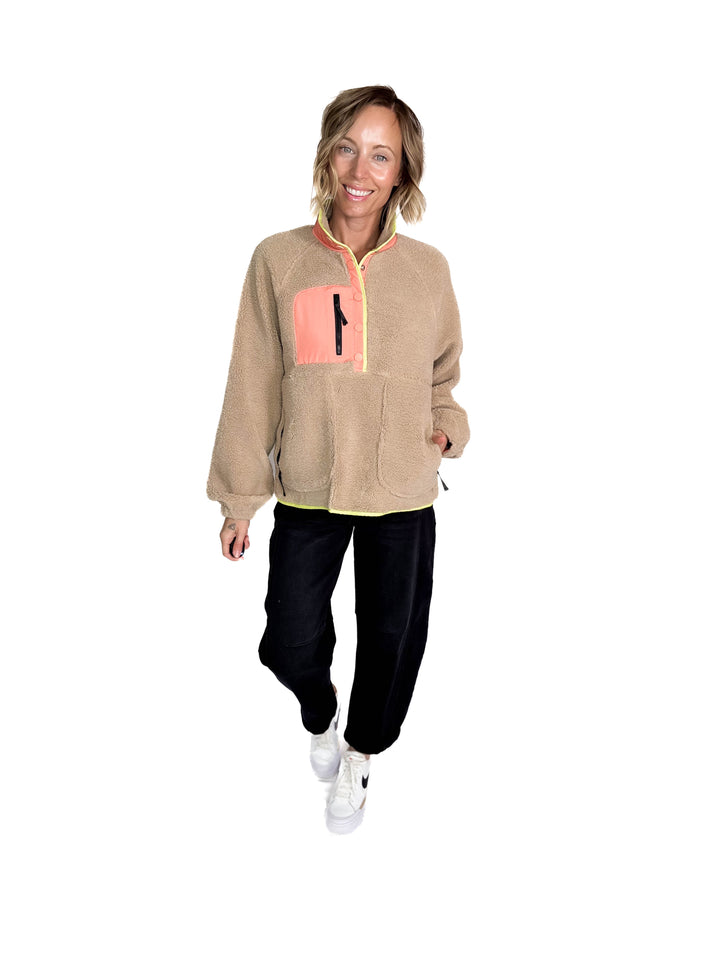 Jenna Fleece 1/2 Snap Pullover- DESSERT SAND
