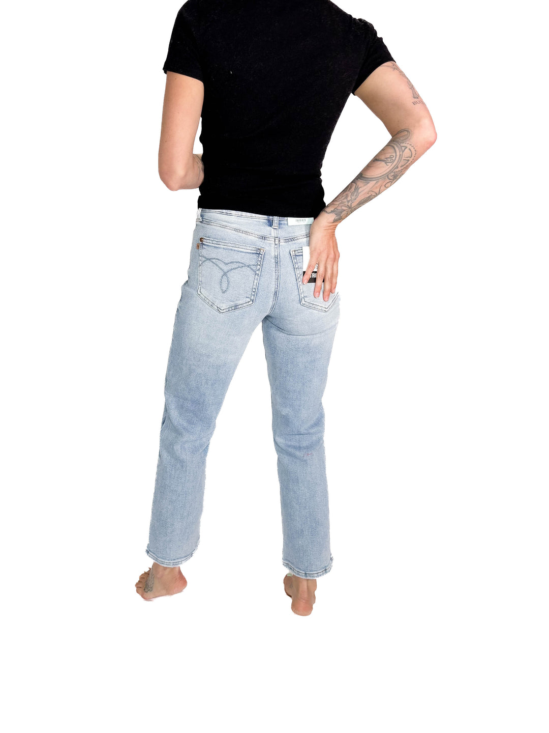 JUDY BLUE True Mid Rise Rigid Magic Straight Leg Jean- MEDIUM WASH