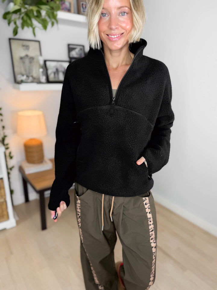 Woodland 1/2 Zip Fleece Pullover- BLACK